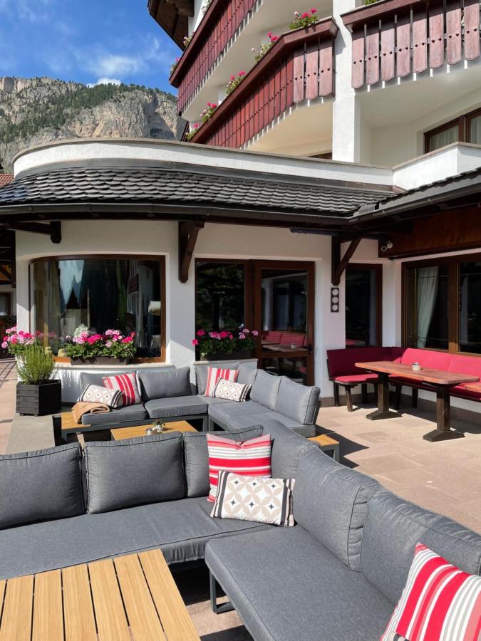 Hotel Condor Selva di Val Gardena Exteriör bild